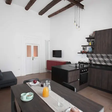 Διαμέρισμα Domus Delia Luxury *