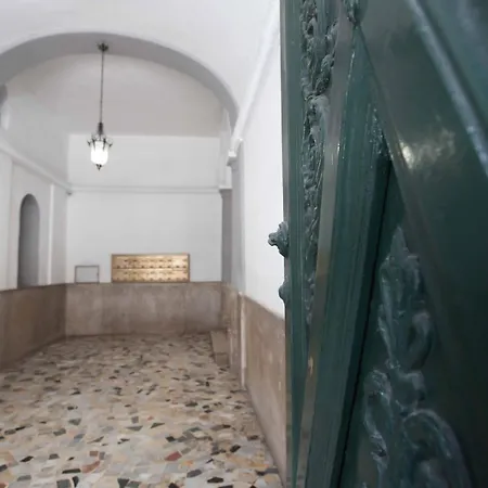 Διαμέρισμα Domus Delia Luxury Νάπολη